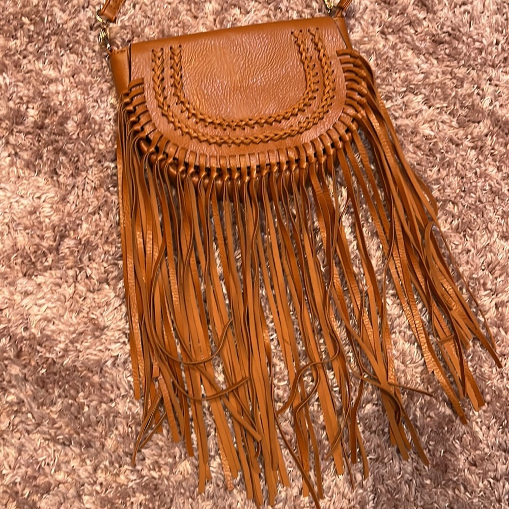 NWT BOHO CHIC FRINGE MSGR BAG - Picture 5 of 8
